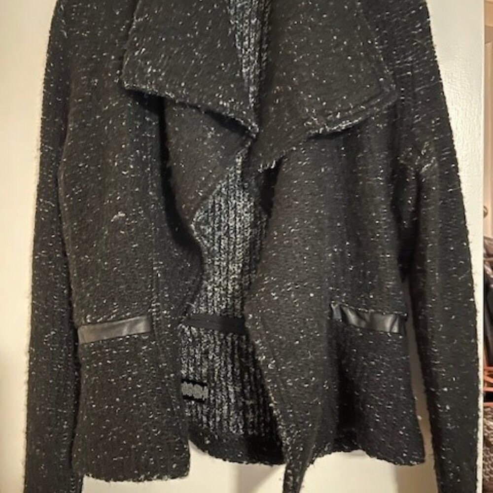 Ann Taylor Women’s Black White Knit Faux Leather Trim Drape Sweater Jacket Sz S